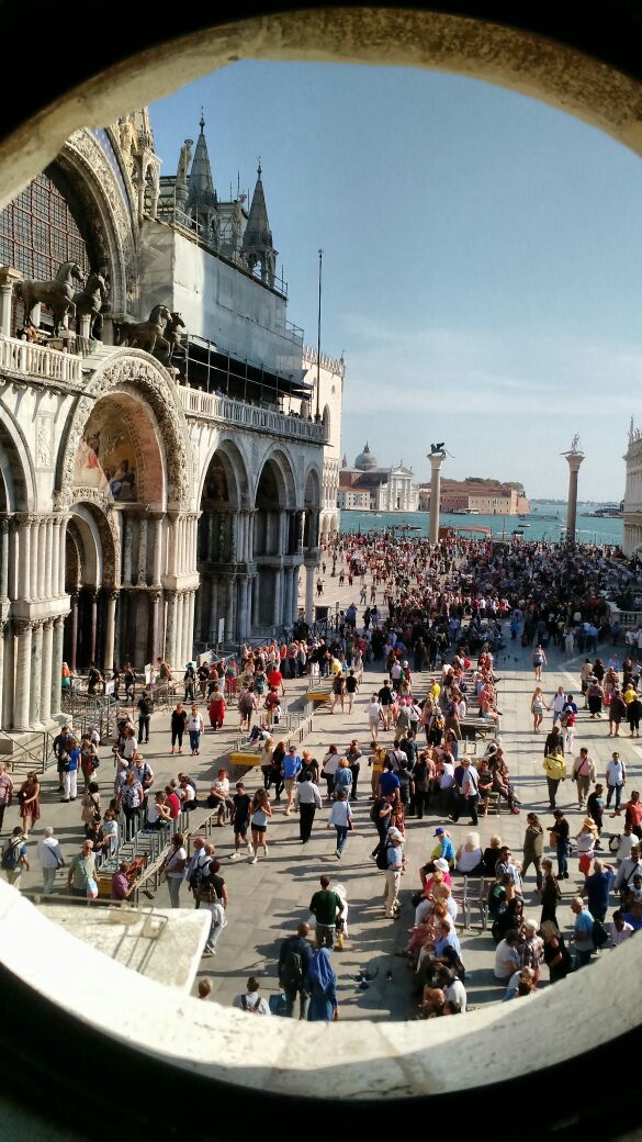 img 1640 - Subiendo al reloj astronómico de Venecia y Panoramica de la Piazza San Marcos
